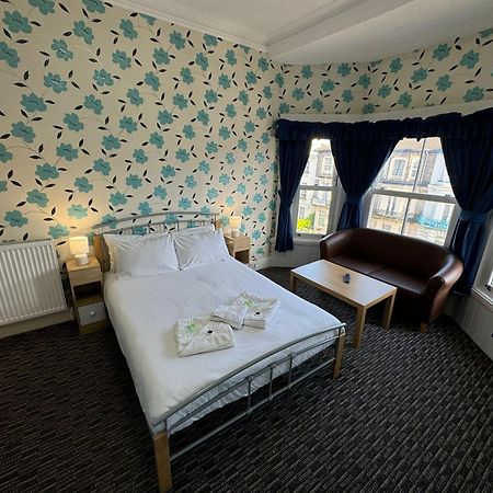 The Paradise Guest House Great Yarmouth Esterno foto